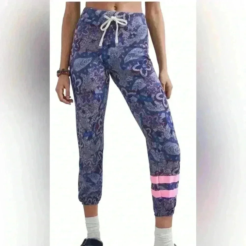 Sundry New NWT Blue Paisley Women’s Joggers Size Medium